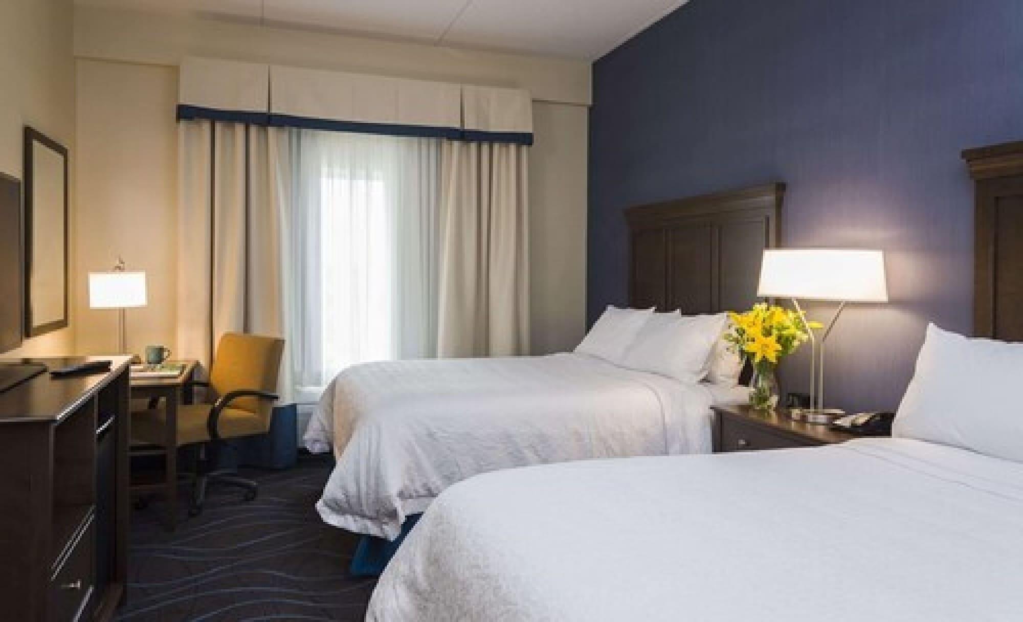 Hampton Inn By Hilton Ottawa Airport المظهر الخارجي الصورة